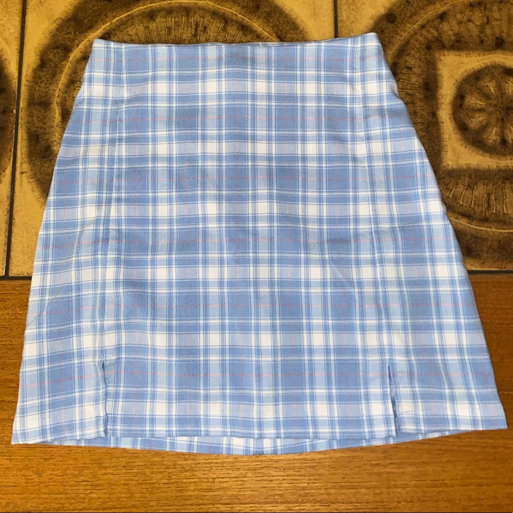 brandy melville blue, white, & pink plaid cara